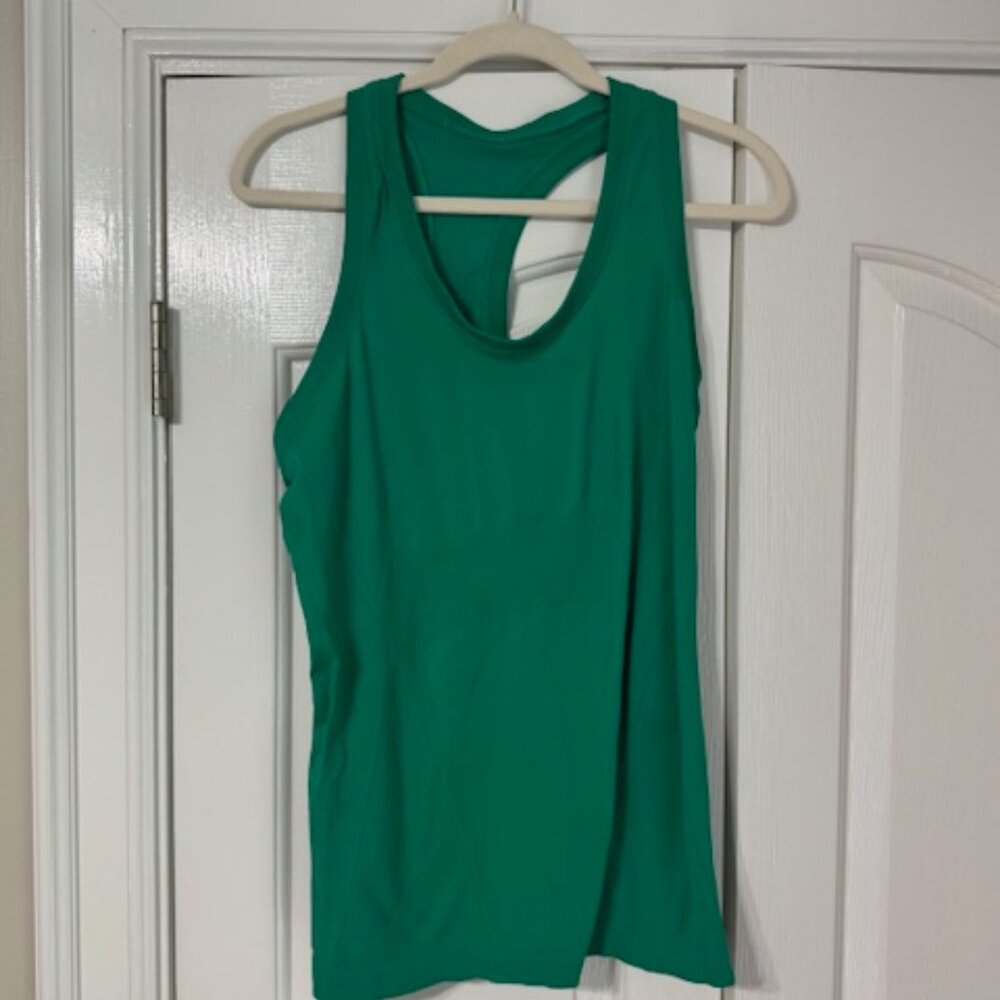 Athleta Momentum Racerback Tank